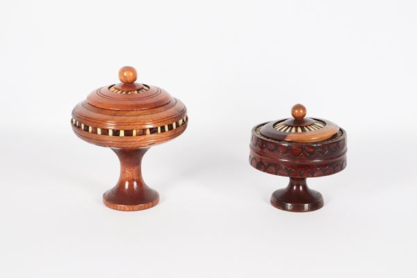 Lot of two oriental round boxes in exotic woods, different sizes 