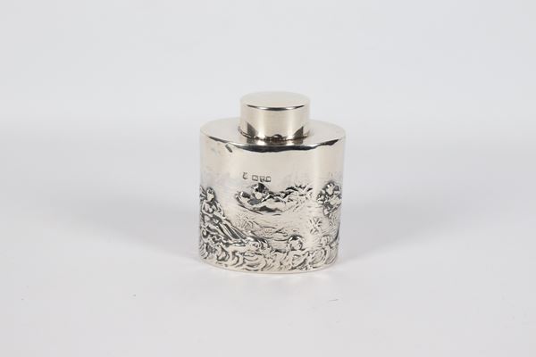 Antique Edward VII silver tea box, oval shape, chiseled and embossed with mythological scenes, dents, 200g