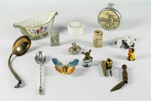 Lot in porcelain, metal and ceramic