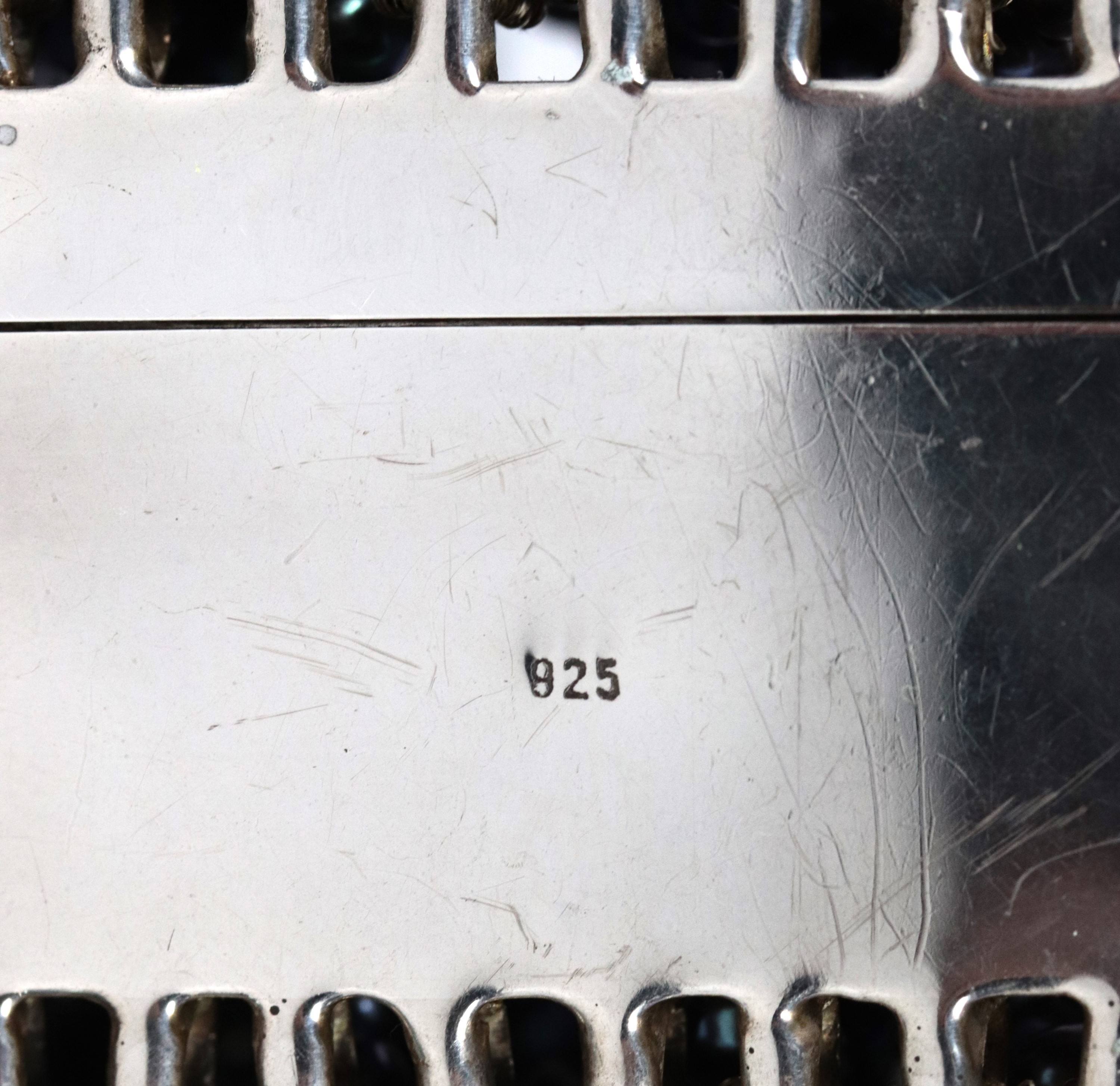 Collana "Cleopatra" a più fili di microperline grigie con chiusura in argento Titolo 925, lunghez...