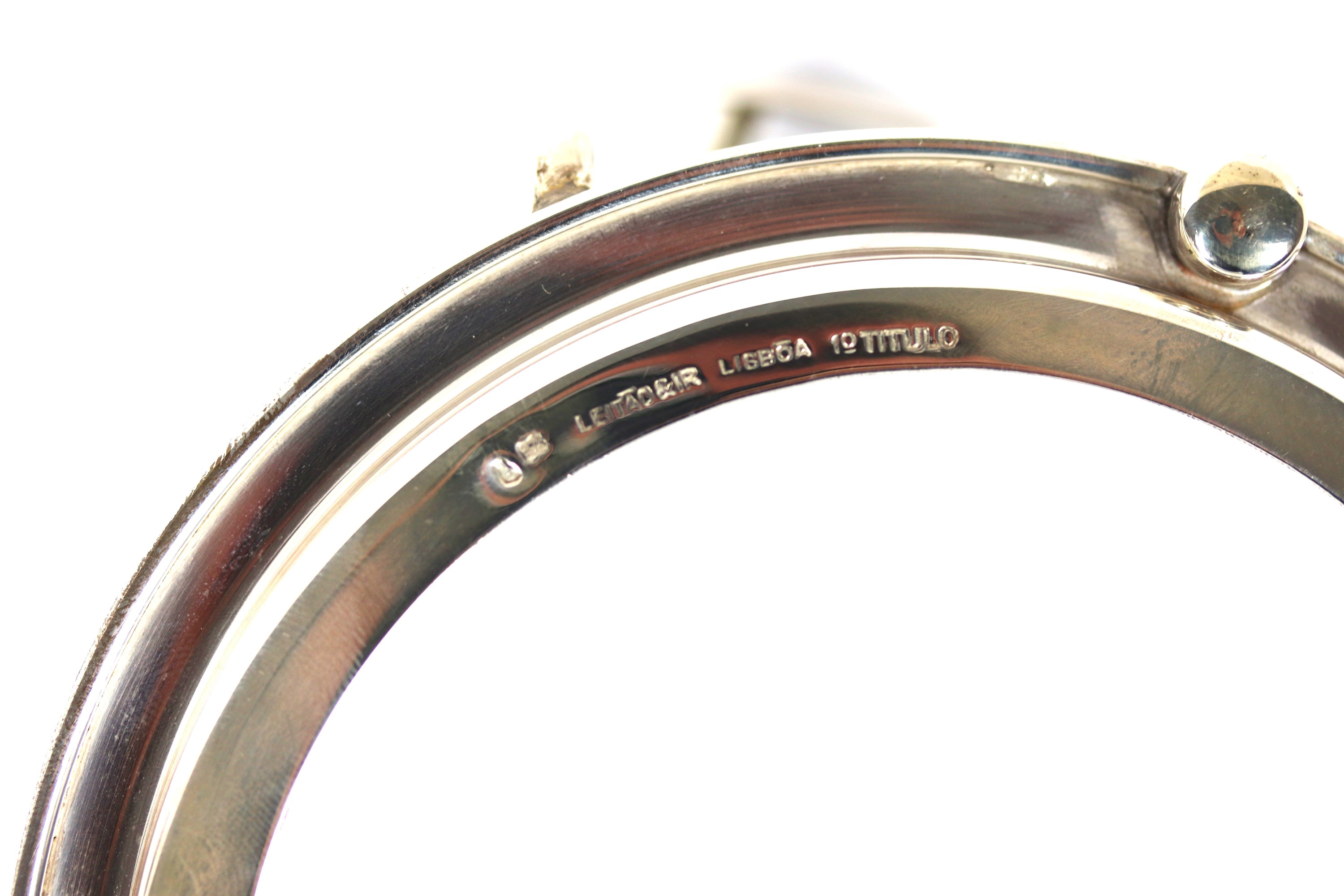 Calamaio da tavolo in argento portoghese con porta pennino, astuccio originale