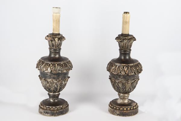 Pair of antique silver-plated wooden palm holders in Mecca style with palmette motif carvings, reduction to electric light