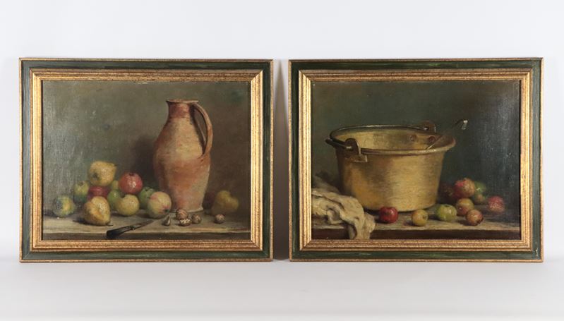 "Nature morte di frutta e vasellame", coppia di dipinti ad olio su tela in cornici in legno dorat...