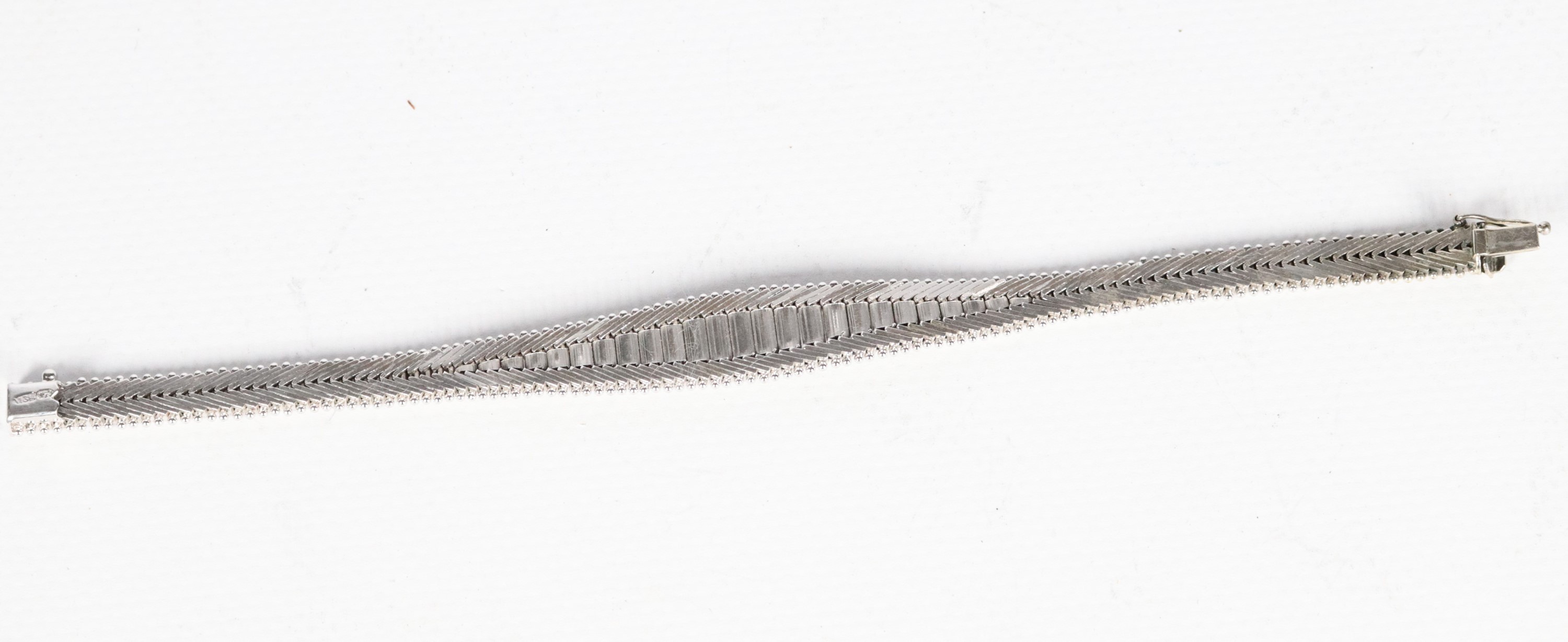 Bracciale in oro bianco 18kt con piccole pietre rosa, gr. 33,5