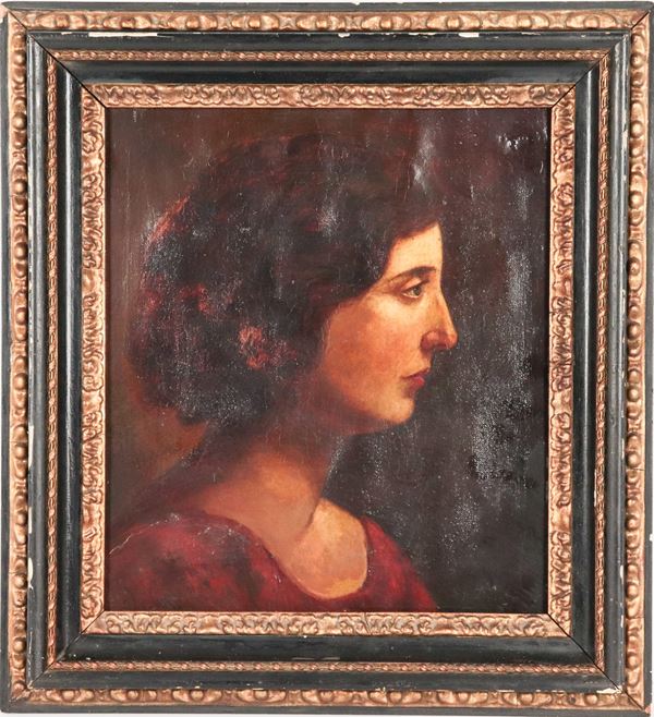 Pittore Italiano Inizio XX Secolo - "Ritratto di giovane donna", piccolo dipinto ad olio su tela in cornice in legno ebanizzato e dorato. Lievi difetti alla tela