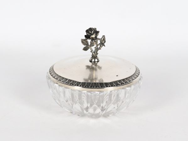 Round crystal box with silver metal lid