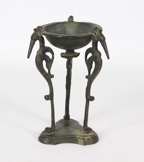 Small bronze tripod with legs in the shape of Ibis birds