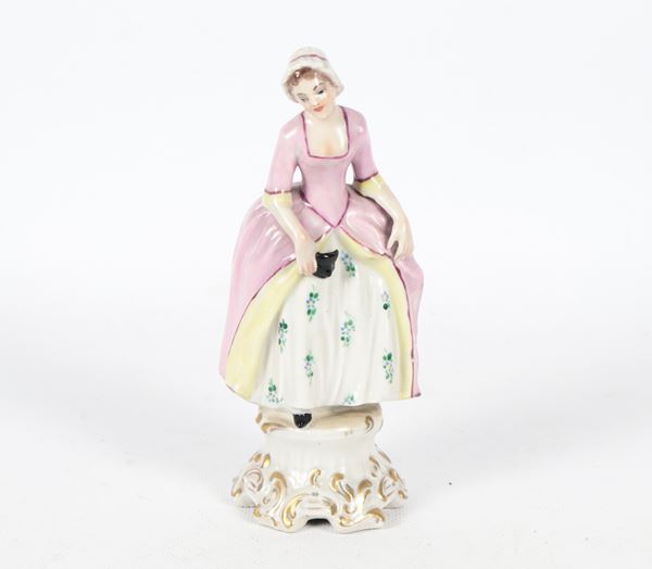 "Colombina", statuina in porcellana smaltata e policroma di Capodimonte
