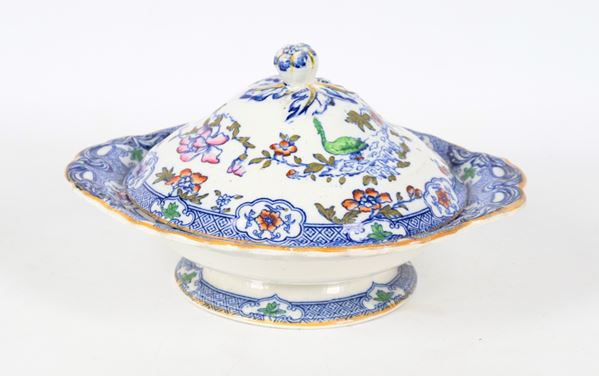 Antique Victorian English earthenware tureen, entirely decorated and coloured with scroll and flower motifs