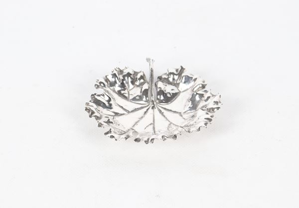 Foglia Buccellati in argento Titolo 925 cesellato e sbalzato, gr. 68