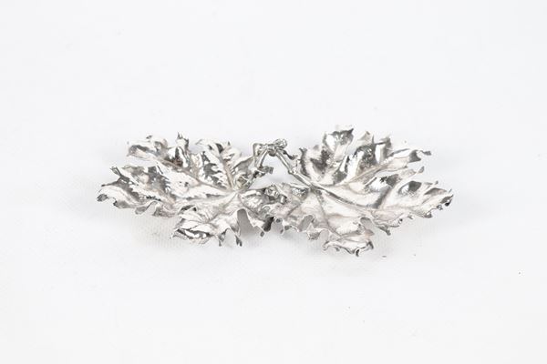 Foglie intrecciate Buccellati in argento titolo 925 cesellato e sbalzato, gr. 70