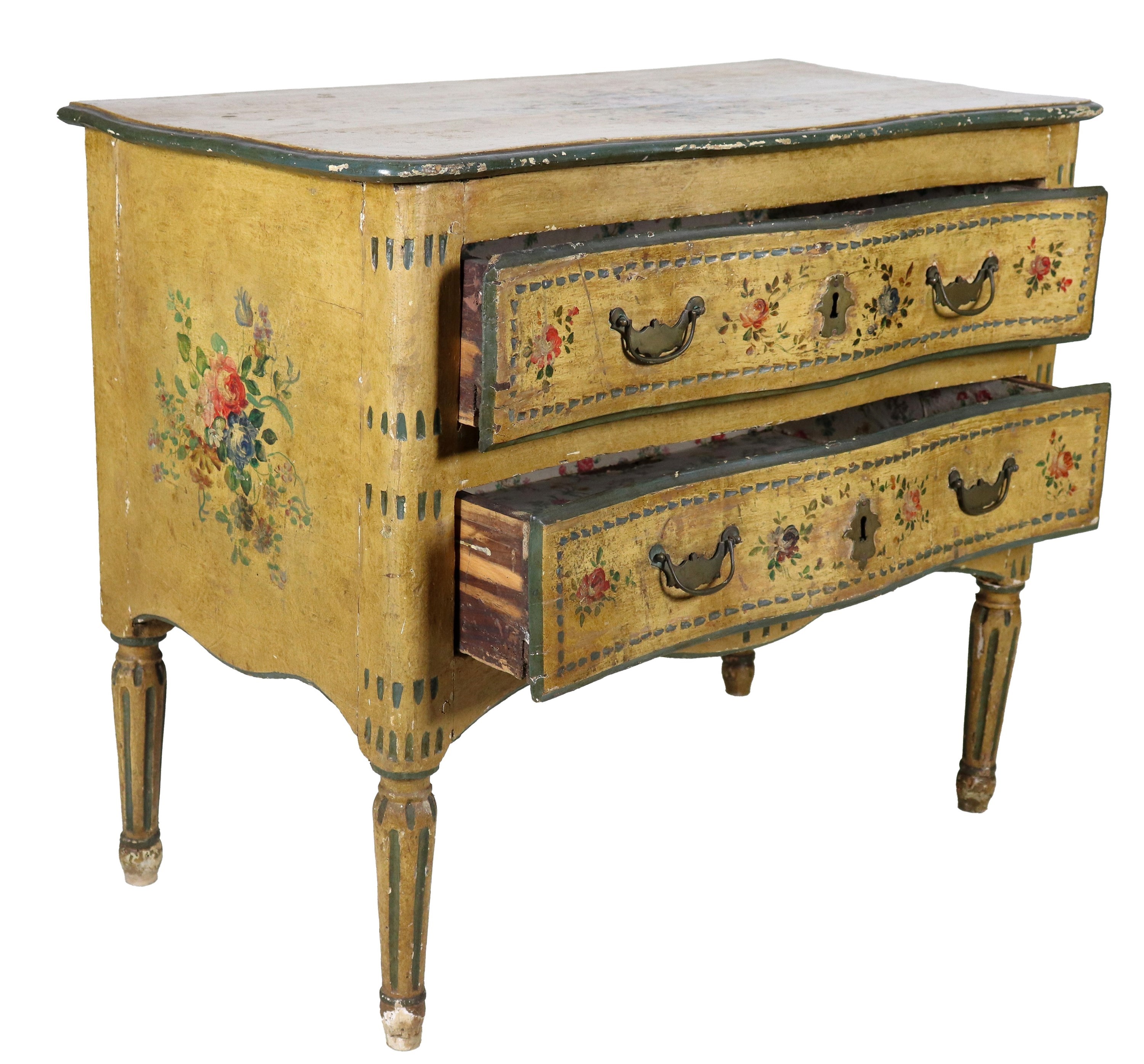 Antico comò marchigiano di linea Luigi XVI in legno laccato avorio, con decorazioni dipinte a mot...